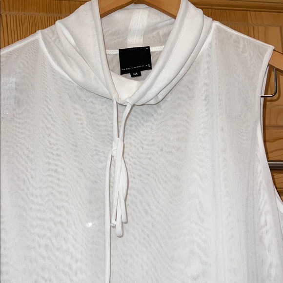 White Sleeveless Sheer Cowl Neck Sleeveless Top Sz M - Picture 3 of 5